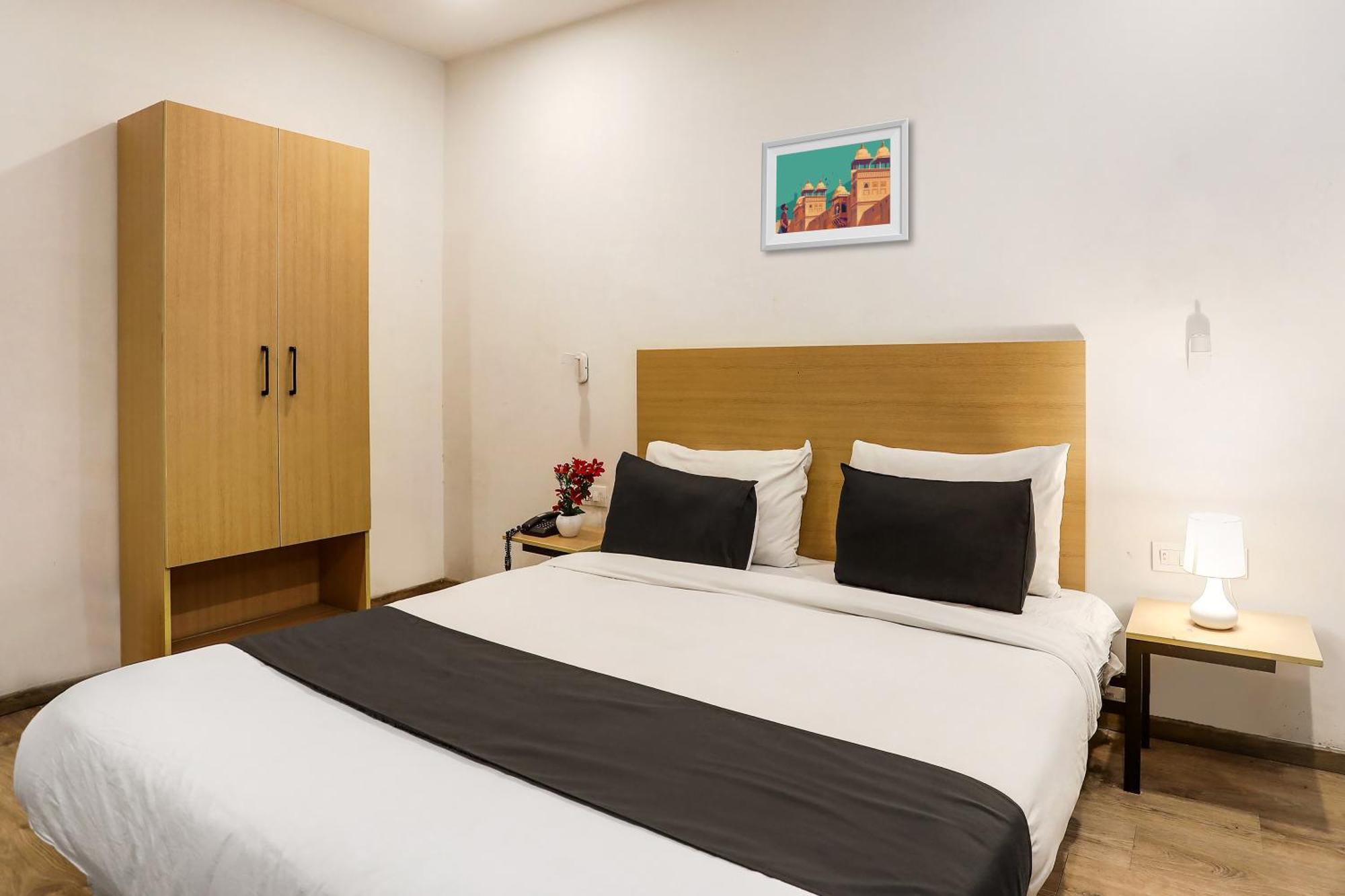 Townhouse Rajdhani Residency Sururnagar Kültér fotó